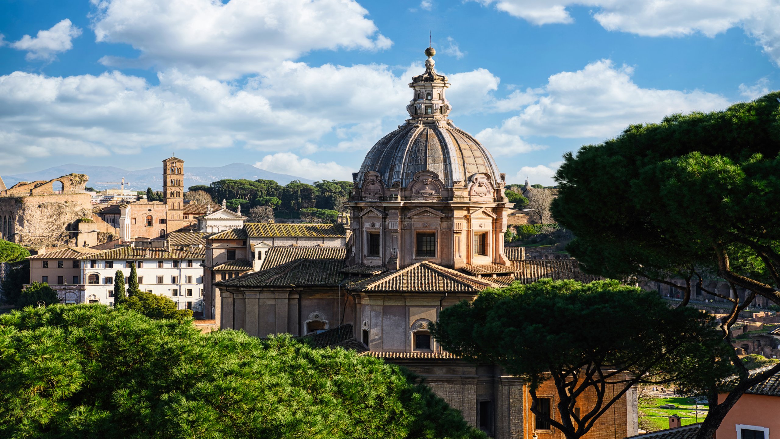 2560/panoramic-view-santi-luca-e-martina-church-roman-forum.jpg 2560/panoramic-view-santi-luca-e-martina-church-roman-forum.jpg