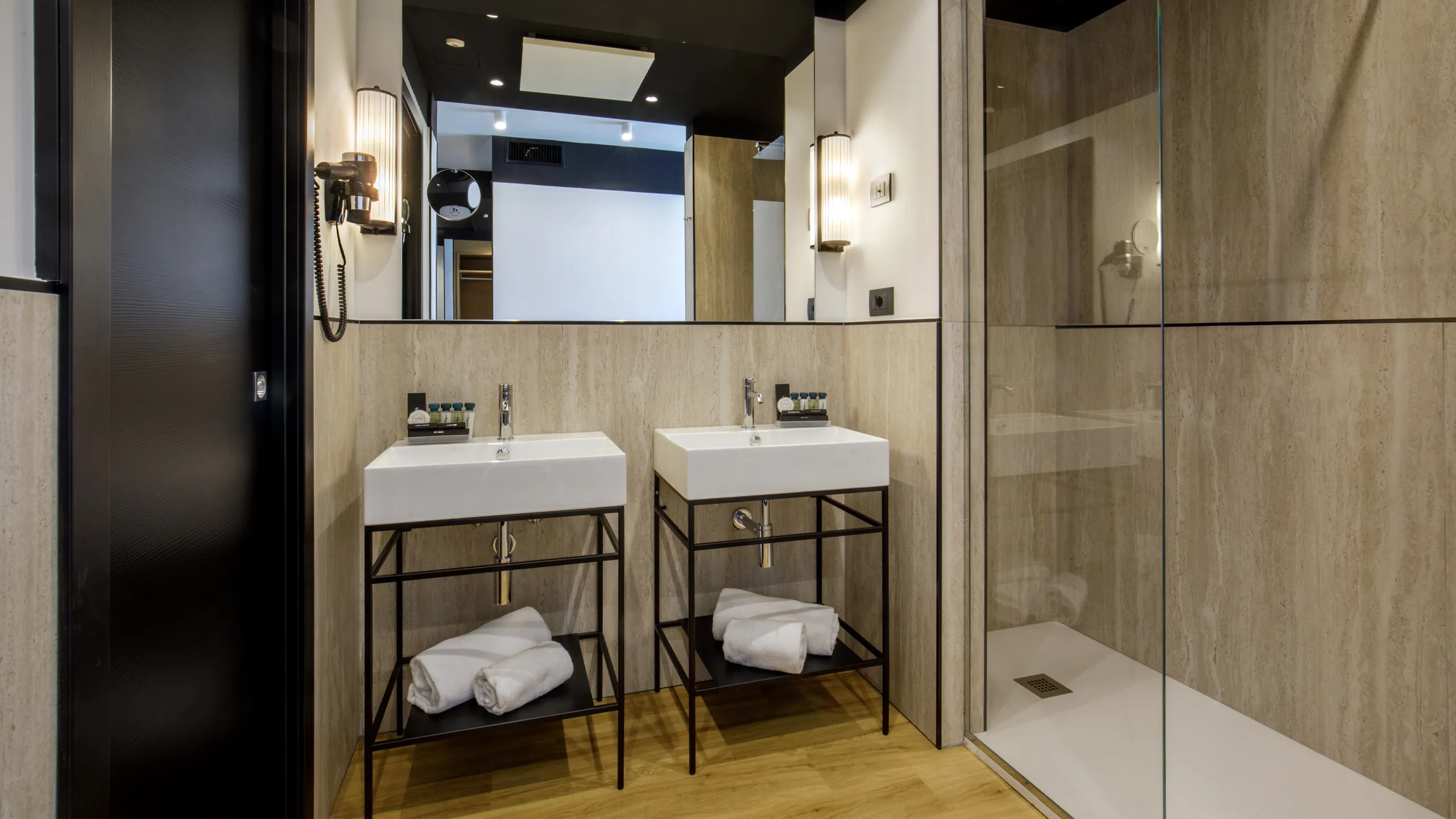 the-fourth-dimension-by-domidea-roma-luxury-suite-spa-10