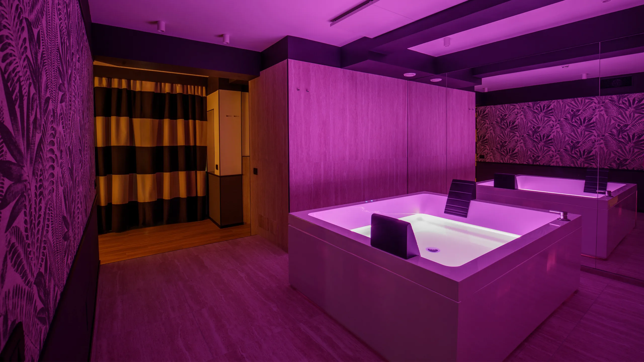 the-fourth-dimension-by-domidea-roma-luxury-suite-spa-17